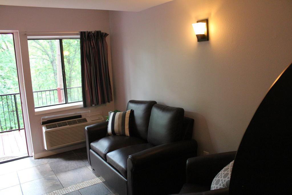 Brydan Suites Eureka Springs Εξωτερικό φωτογραφία
