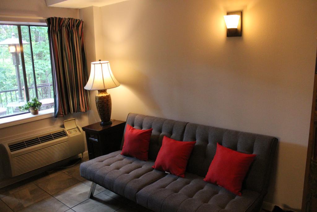 Brydan Suites Eureka Springs Εξωτερικό φωτογραφία